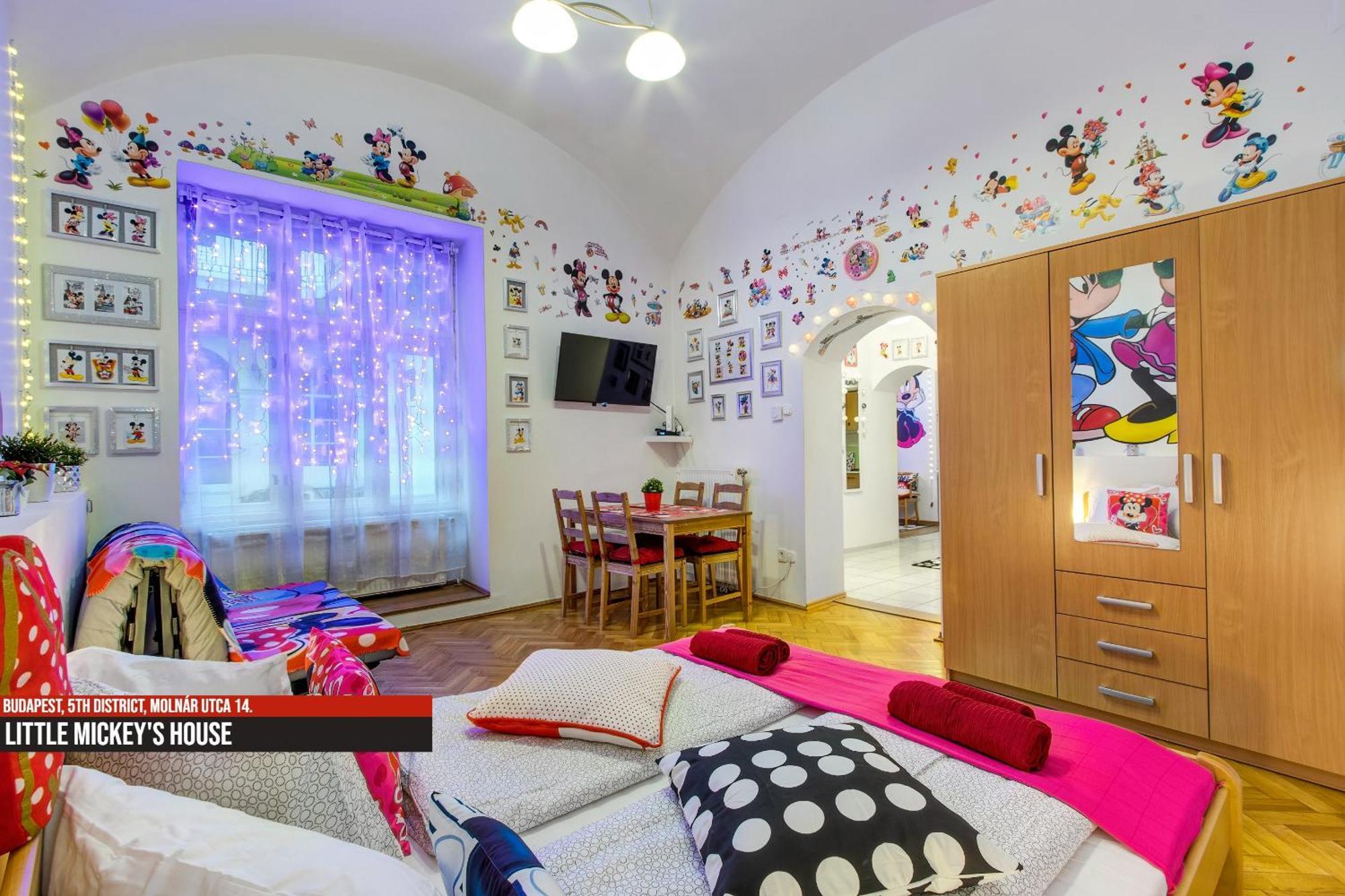 Little Americas Main Street Apartments Βουδαπέστη Εξωτερικό φωτογραφία