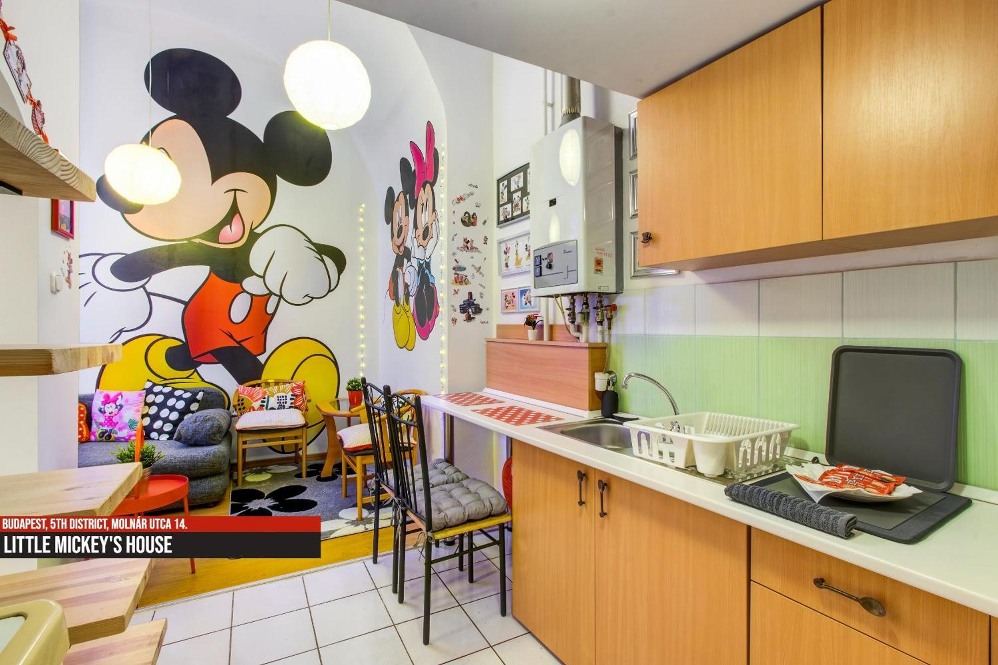Little Americas Main Street Apartments Βουδαπέστη Εξωτερικό φωτογραφία