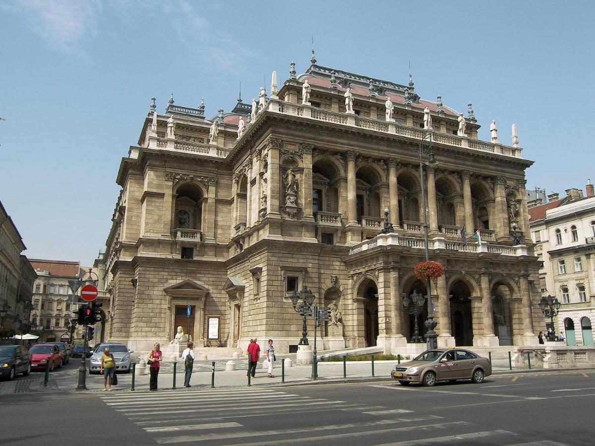 Little Americas Main Street Apartments Βουδαπέστη Εξωτερικό φωτογραφία